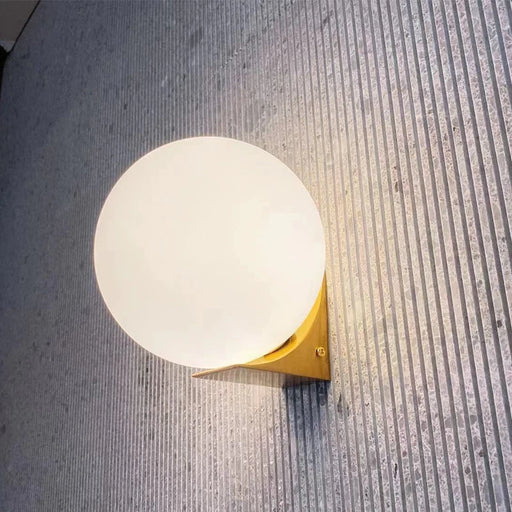 Solja – Modern Glass Orb LED Bedside Wall Sconce BO-HA