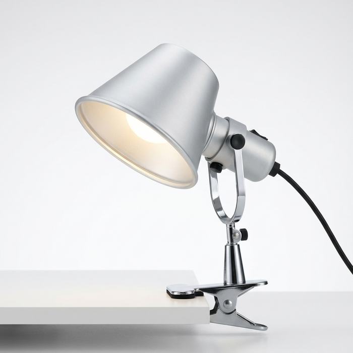 Nils – Nordic Clip-On Reading & Task Lamp
